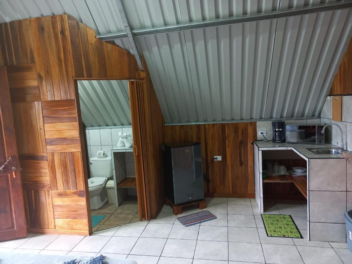 San Rafael De Guatuso Cabana Escondida Rio Celeste מראה חיצוני תמונה